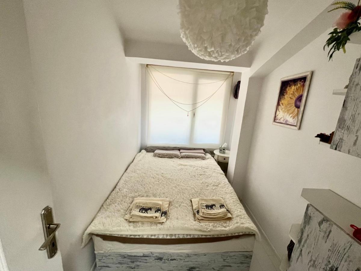 Town Place Apartment Kurdzhali Exterior photo